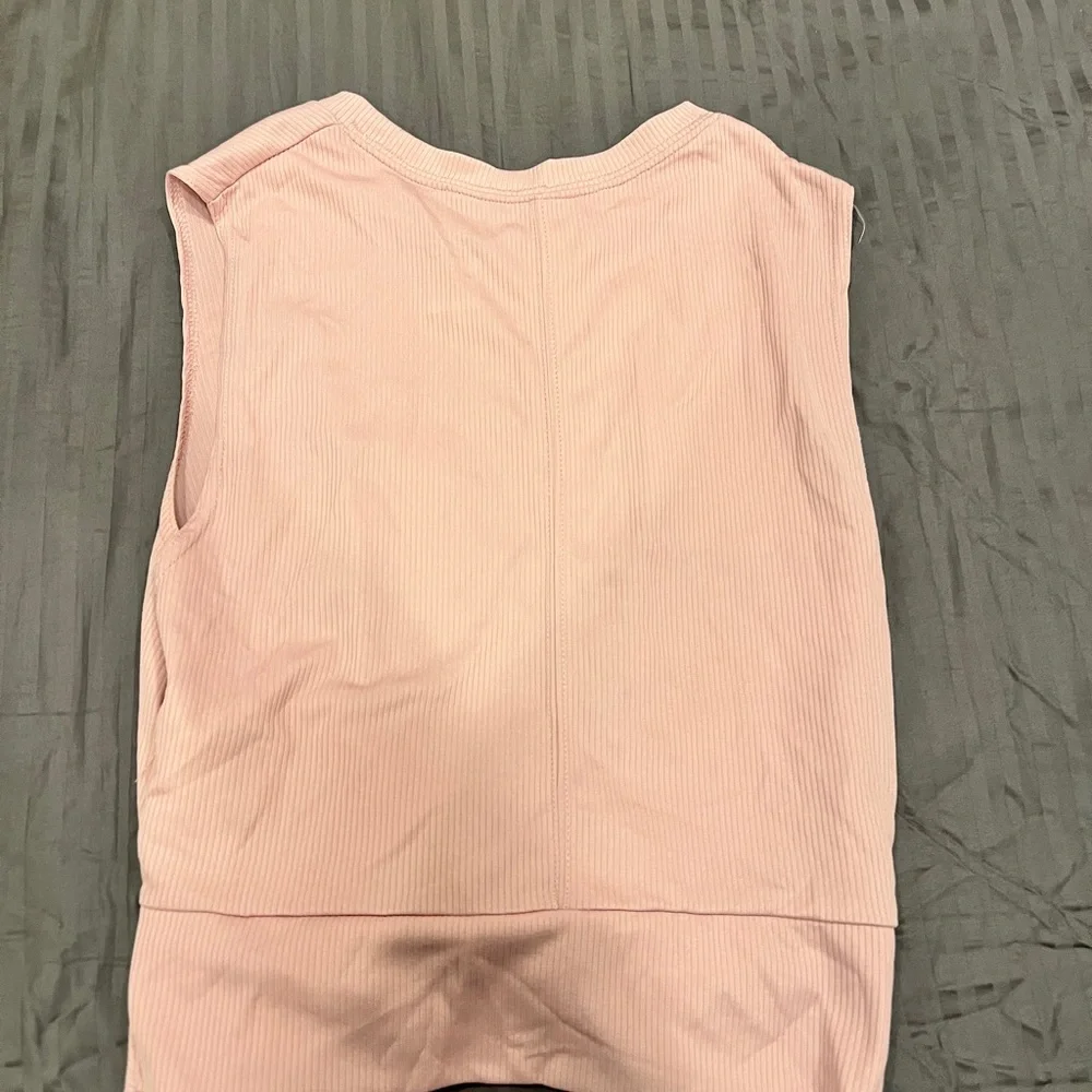 Nike Tank - Picture 3 of 3